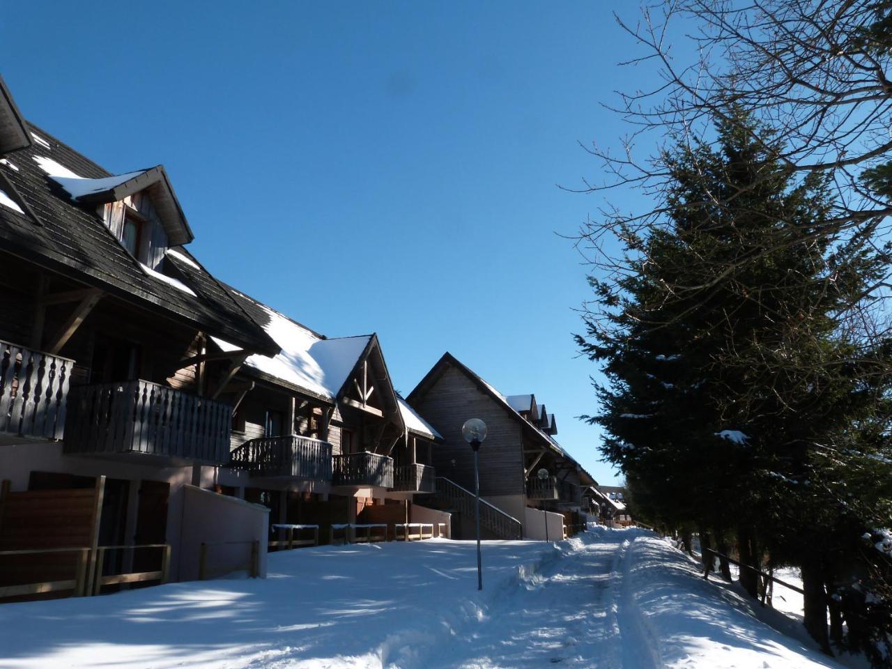 Residence Le Bois De La Reine 苏佩贝斯 外观 照片