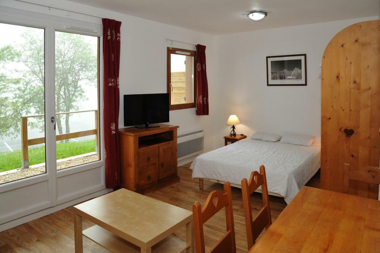 Residence Le Bois De La Reine 苏佩贝斯 外观 照片